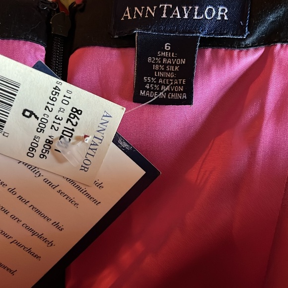 Ann Taylor size 6 strapless black velvet gown with fluted back - Picture 2 of 4